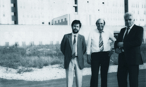 Markas and its first major contract